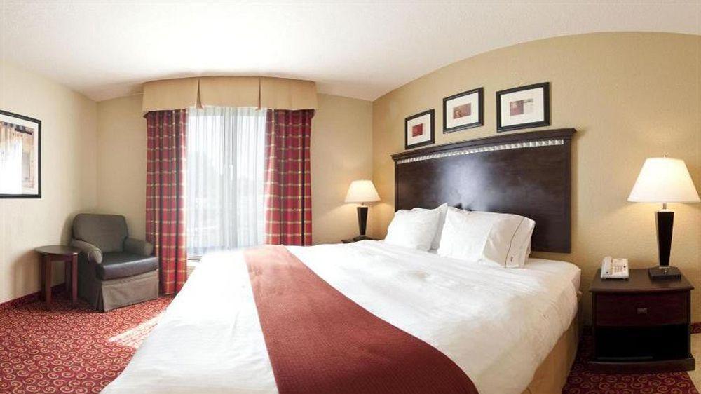 Holiday Inn Express Hotel & Suites Clewiston By Ihg Exterior foto